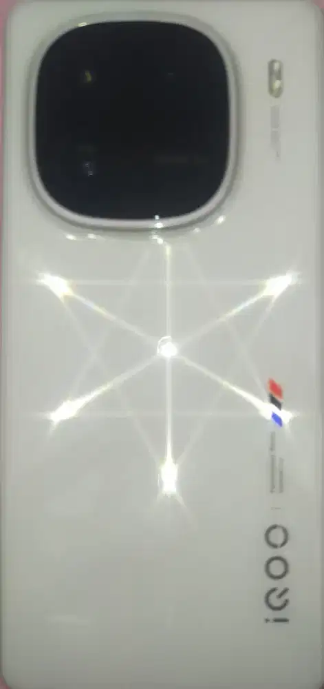 IQOO 12 16 / 512  BMW Series Fullset  Imei tembus No Minus