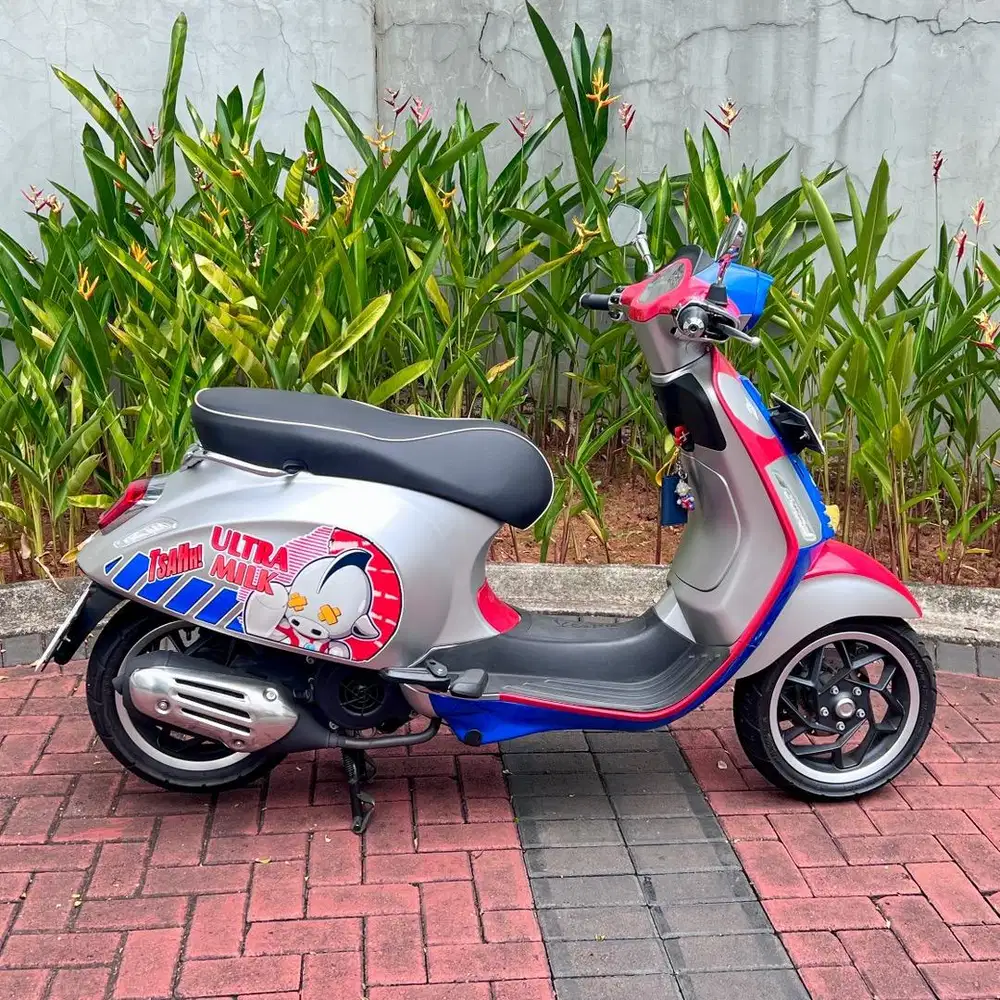 Vespa Sprint Limited Edition