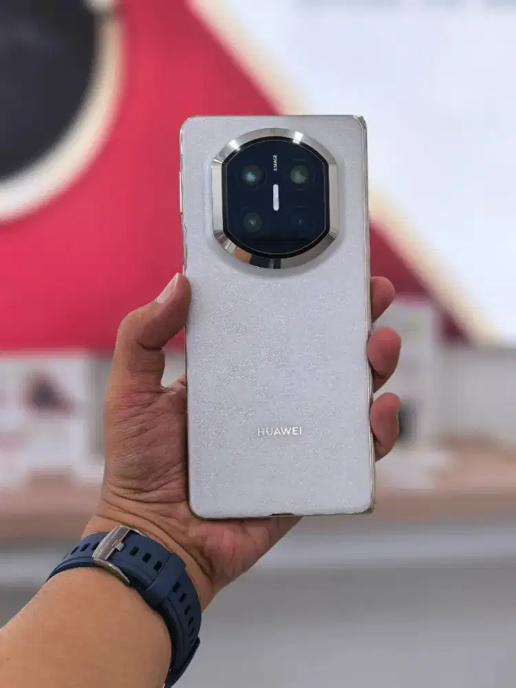 HUAWEI MATE X7 FREE WATCH GT 5 PRO