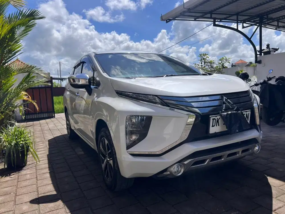 Dijual Mobil Xpander Ultimate Tahun 2018 Warna Putih Asli Bali Plat DK
