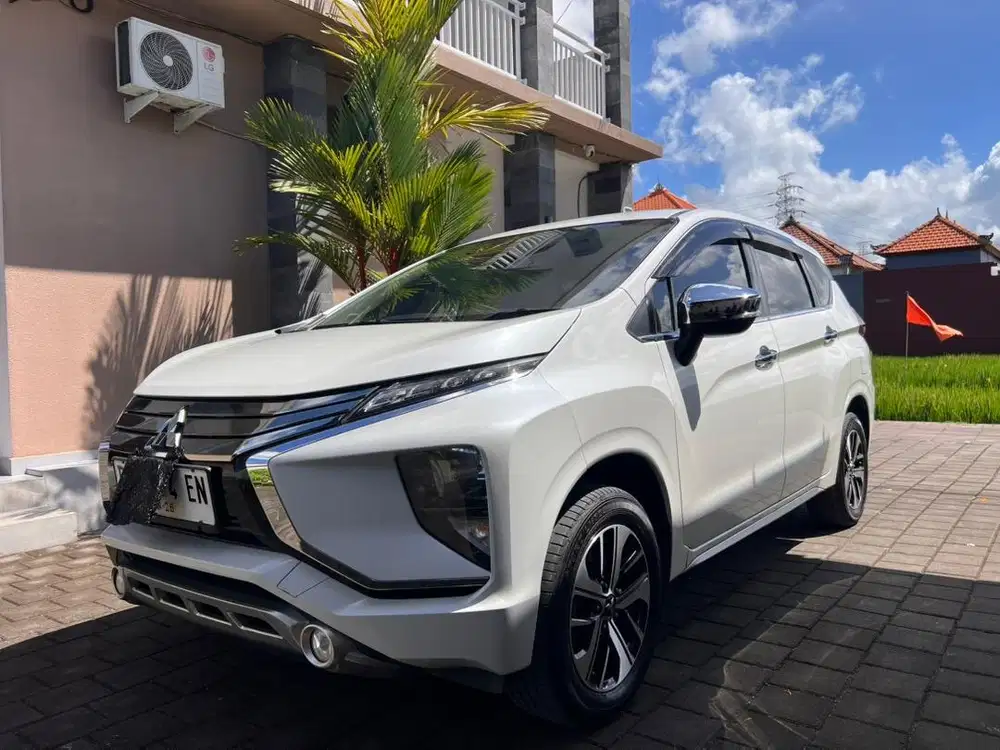 Dijual Mobil Xpander Ultimate Tahun 2018 Warna Putih Asli Bali Plat DK