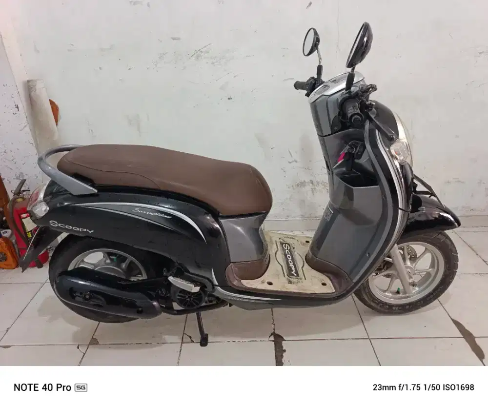 Jual beli scoopy th 2018 samping kompelik Andika hairi motor bjm