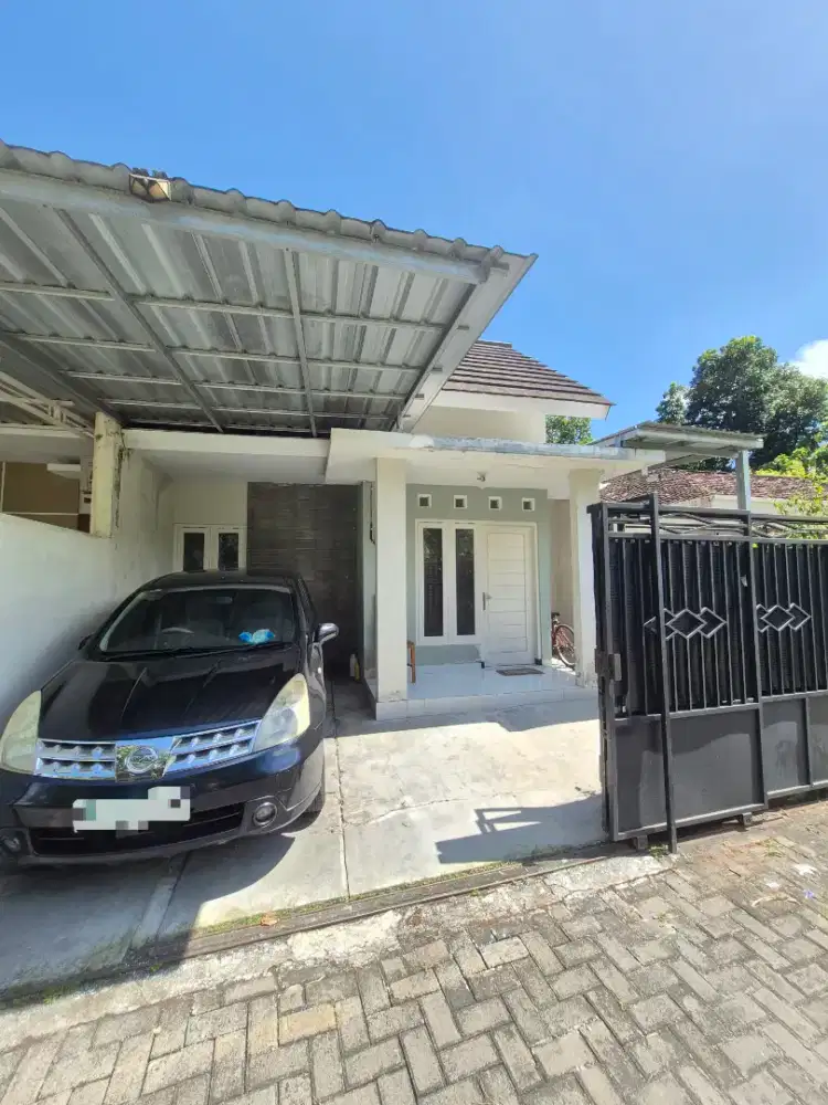 RUMAH DIJUAL samping Perum Citra Grand Mutiara