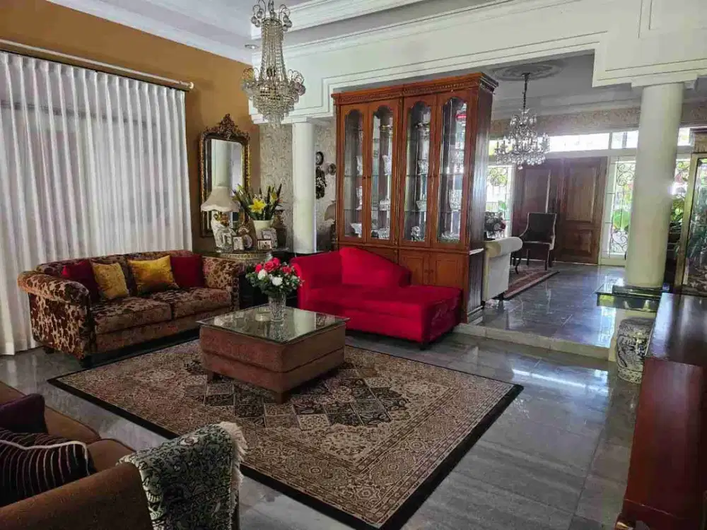 JUAL RUMAH SUPER LUAS TERAWAT SUKAJADI (FH)