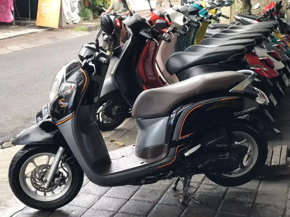 Dp 500 RB Scoopy fi 2017 cash Bali dharma motor