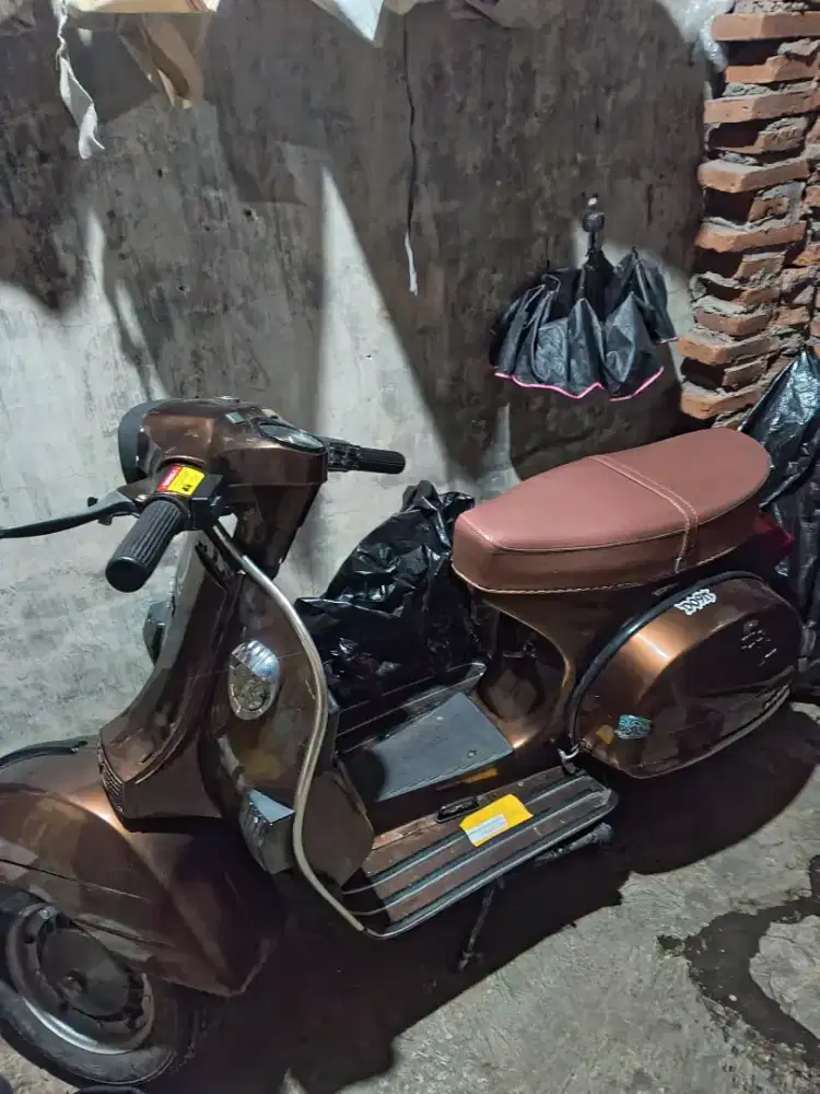dijual vespa px tahun 1981