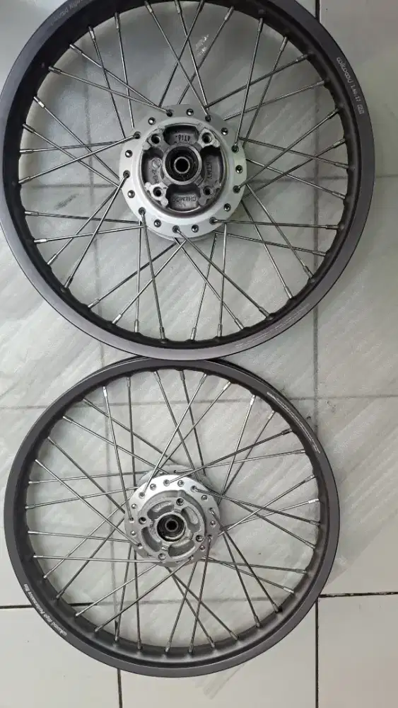 Velg Supra 125Fi DD