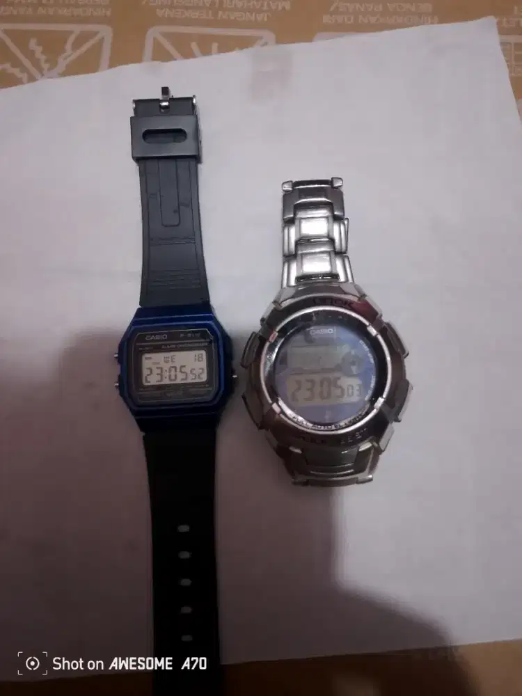 jam G shock 7000 D dan casio F91 W