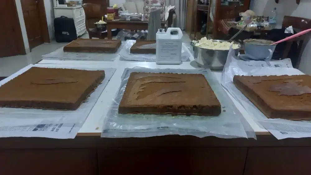 LOWONGAN BANDUNG: kitchen helper produksi KUE BASAH, CAKE, PUDING, DLL