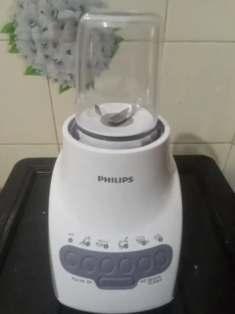 Blender Philips HR 2115 2 ltr baru minus jar besar tidak ada