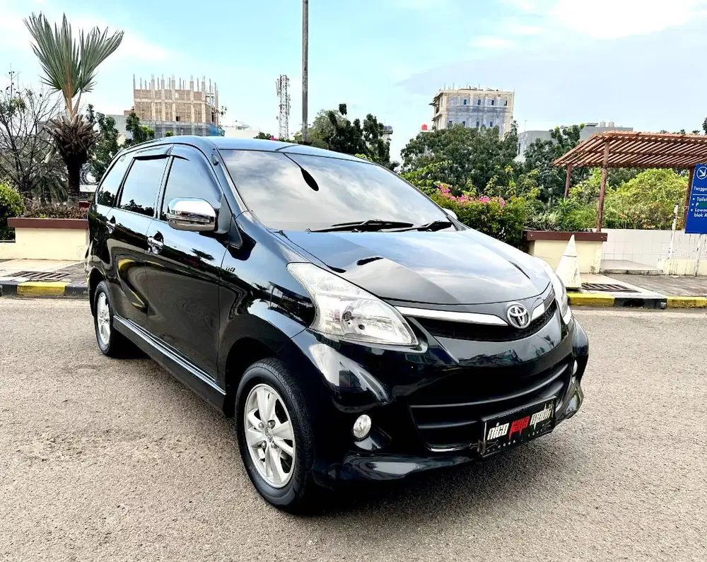 Toyota Avanza Veloz 1.3 E Automatic Upgraded Kilometer LOW Servis REC