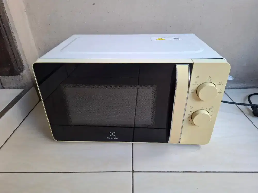 Microwave Electrolux 20L Normal