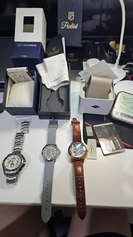 Jam tangan pria wanita unisex Casio Edifice Fossil Parlent