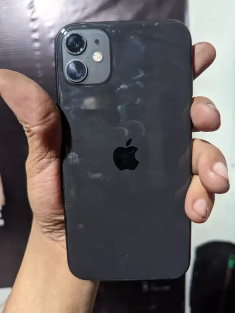 iPhone 11 bekas