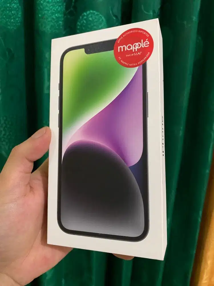 iphone 14 New midnight