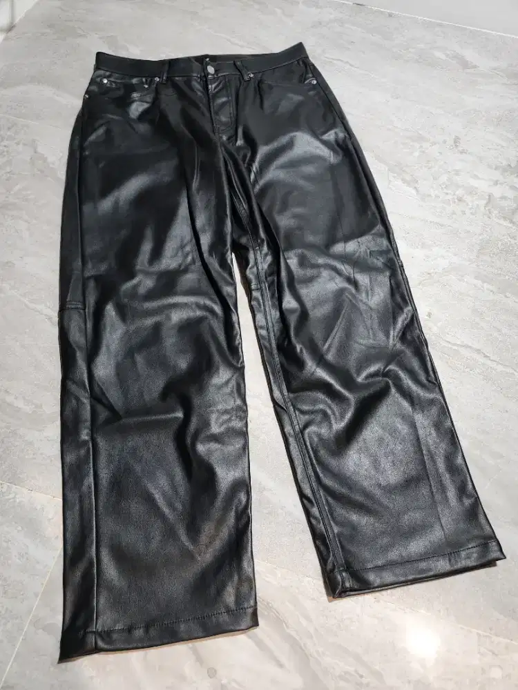 H&M 90S STRAIGHT TROUSERS