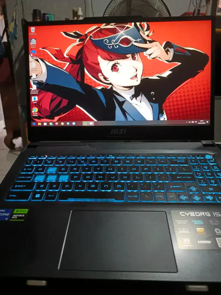 MSI CYBORG 15 A12V Core i5 12450H RTX 4050 RAM 16GB SSD 500GB