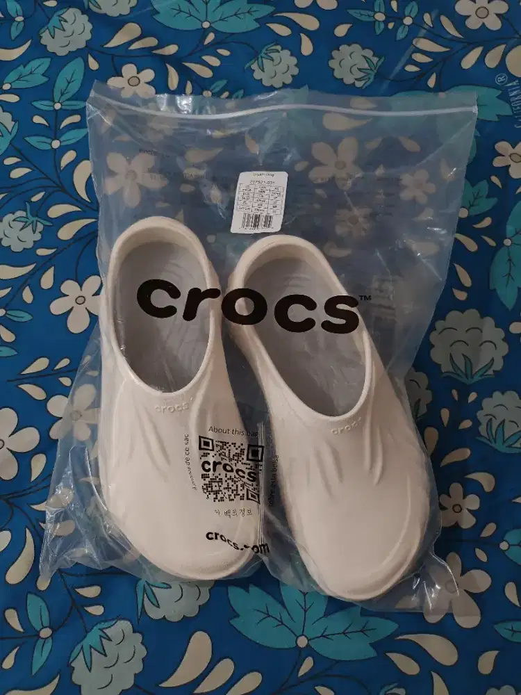 Crocs Echo Wave Unisex Chalk