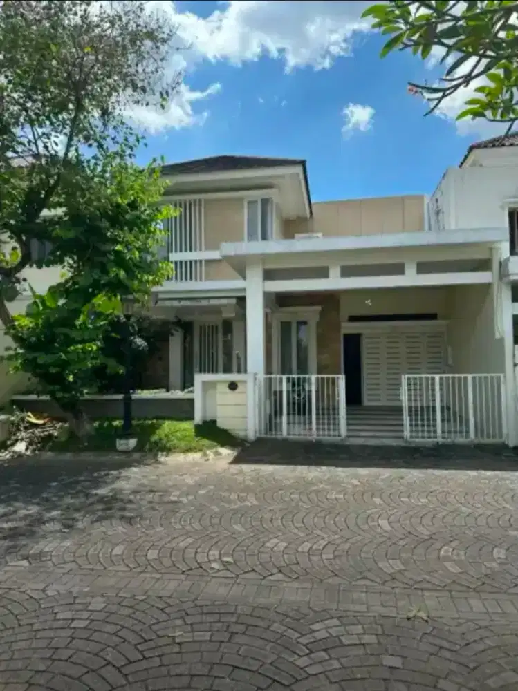 Disewakan rumah di perumahan casa grande, yogyakarta.