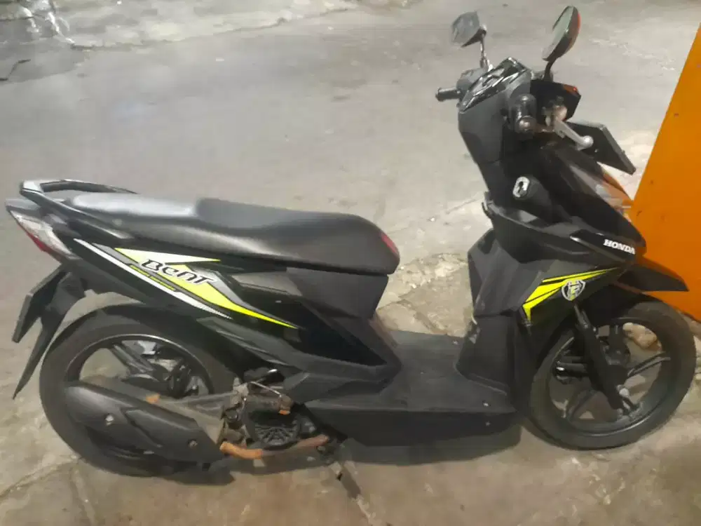 Honda Beat Eco Warna Hitam
