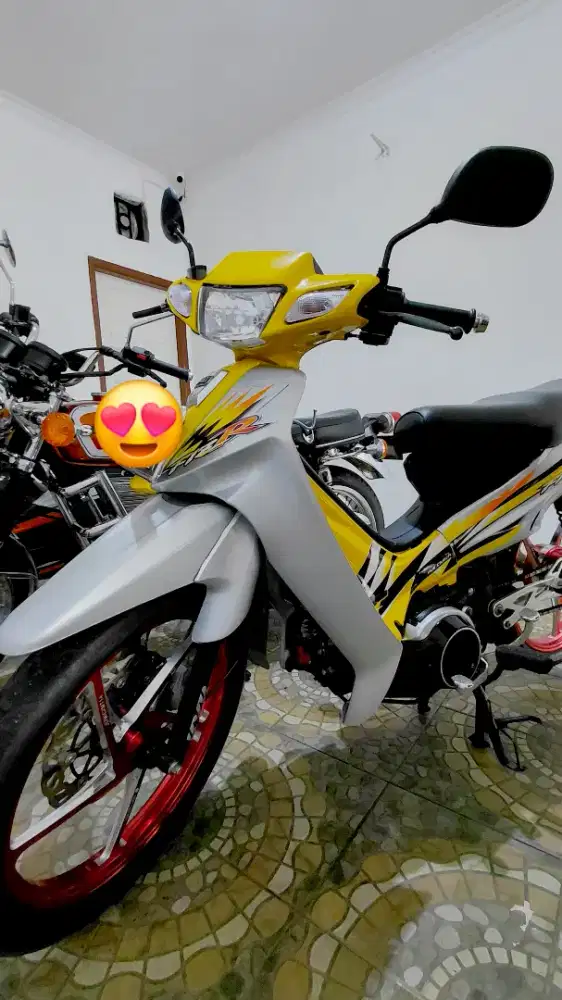 Yamaha f1zr 2001 like new