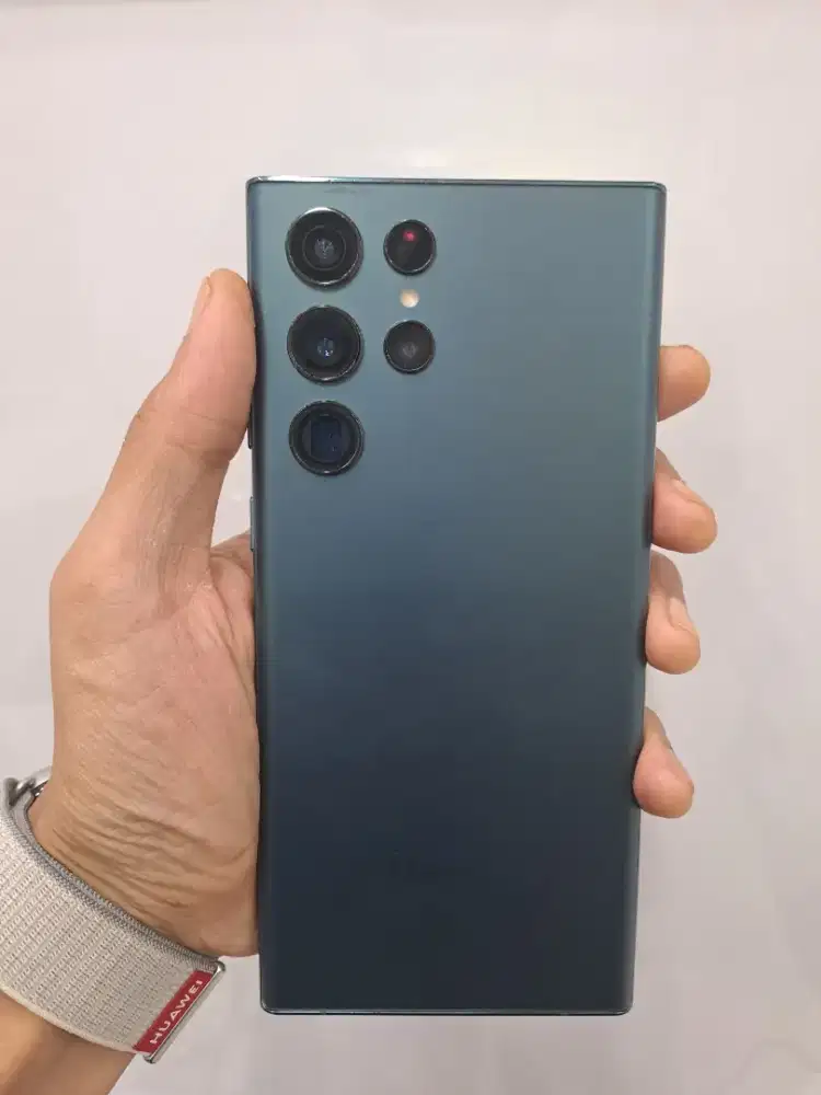 Samsung S22 Ultra 12/512 GB ada mimes