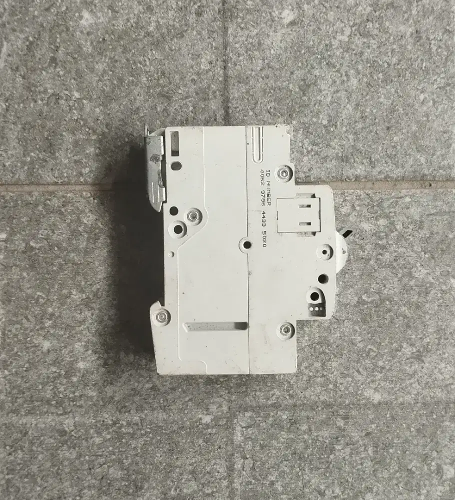 Mcb kelistrikan Hager original