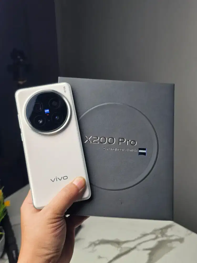 Vivo X200 Pro 16/512 Like New Garansi Juni 2026