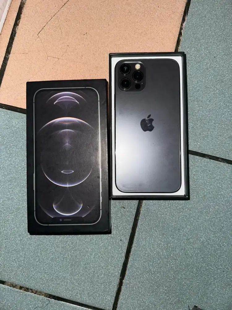 Dijual iphone 12 pro 128gb ex inter 128gb
