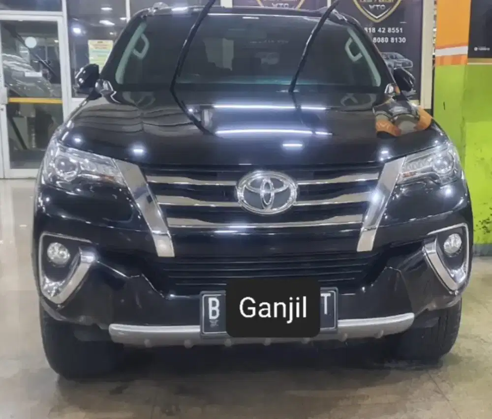 Fortuner 2.4 VRZ 2018  Matic