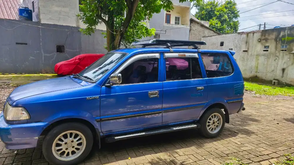Toyota Kijang 2001 Bensin