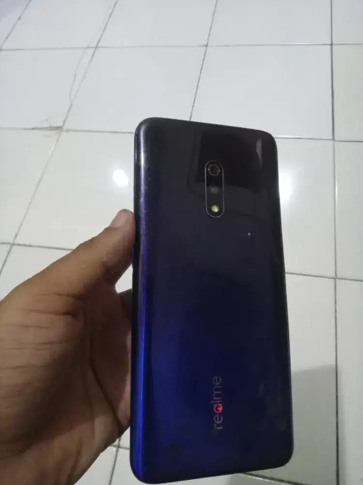 Realmi X ram 4/128 (resmi)