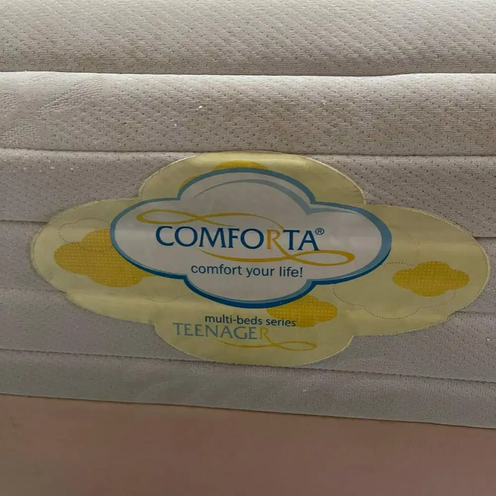 Tempat Tidur Merk Comforta Pink & Black (Open for nego)