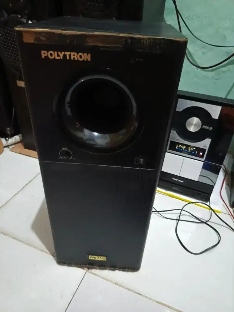 Subwoofer polytron psw 500c mantab