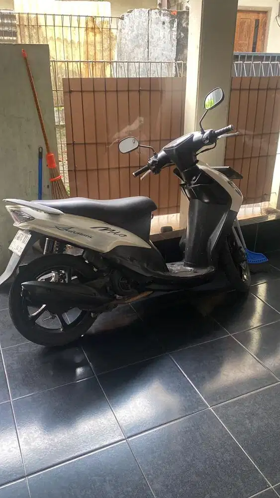 Mio Smile 2010 putih lembayung