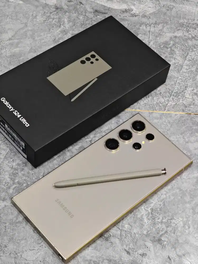 Samsung S24 Ultra 12/512 Gb