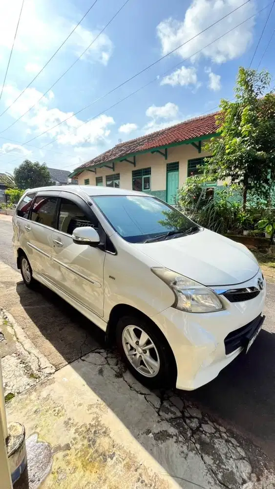 Avanza Veloz Matic 2014