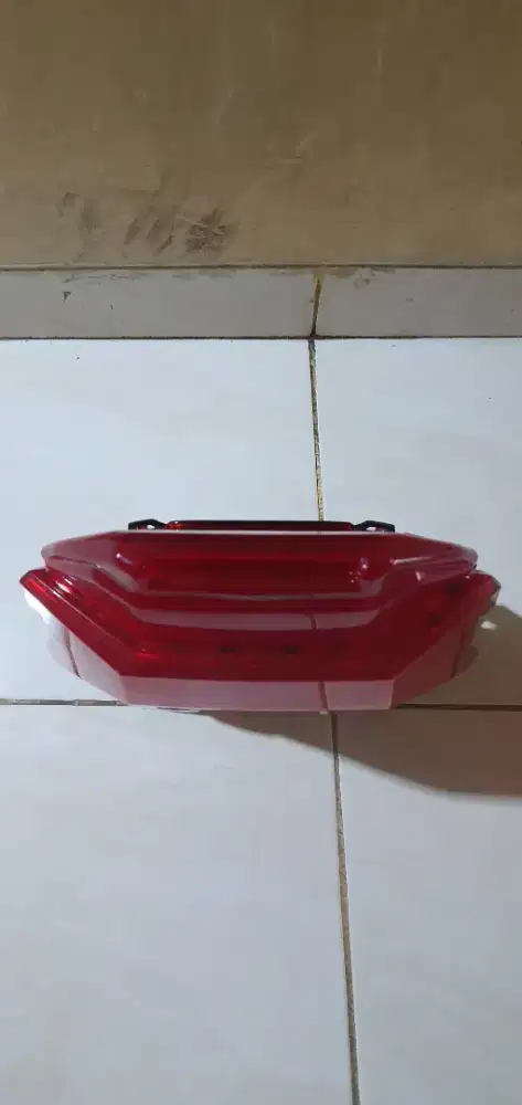 STOPLAMP BELAKANG VARIO 160 CBS