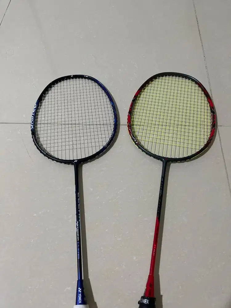 Raket Badminton Arcsaber dan Astrox