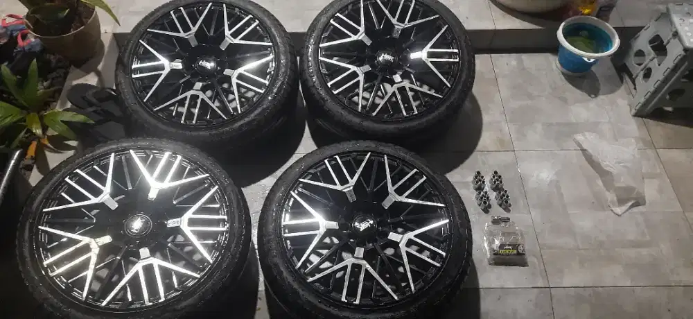 Velg dan Ban HSR Benawa R17 Diamond BMF