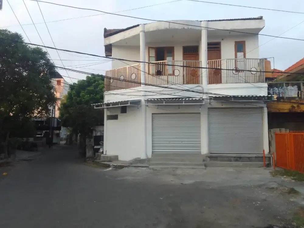 Disewakan rumah usaha