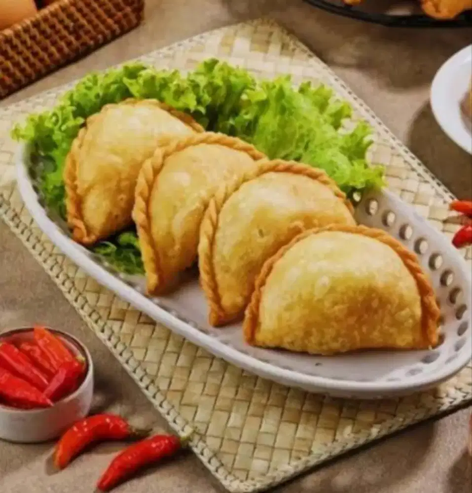 Pastel Ayam Premium Isi 10 pcs