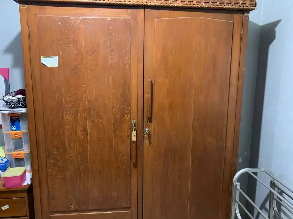 LEMARI KAYU JATI TAHUN 1930 , LEMARI ANTIK