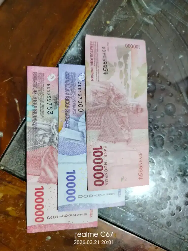 Juwal uang nomer UNIK