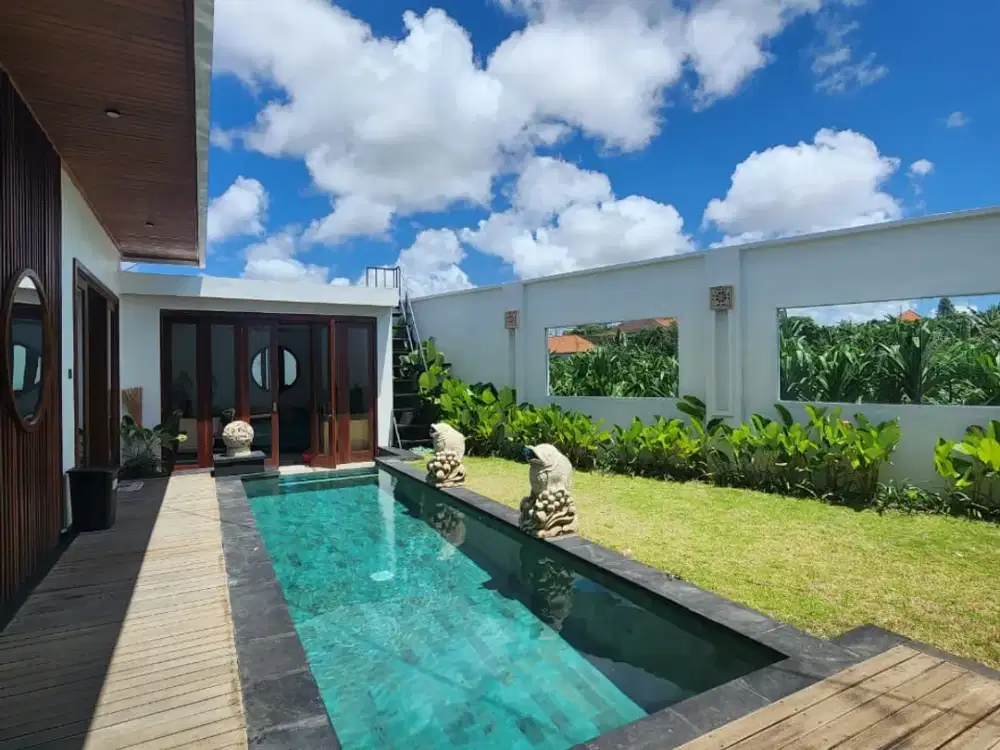 Villa kayu tulang canggu