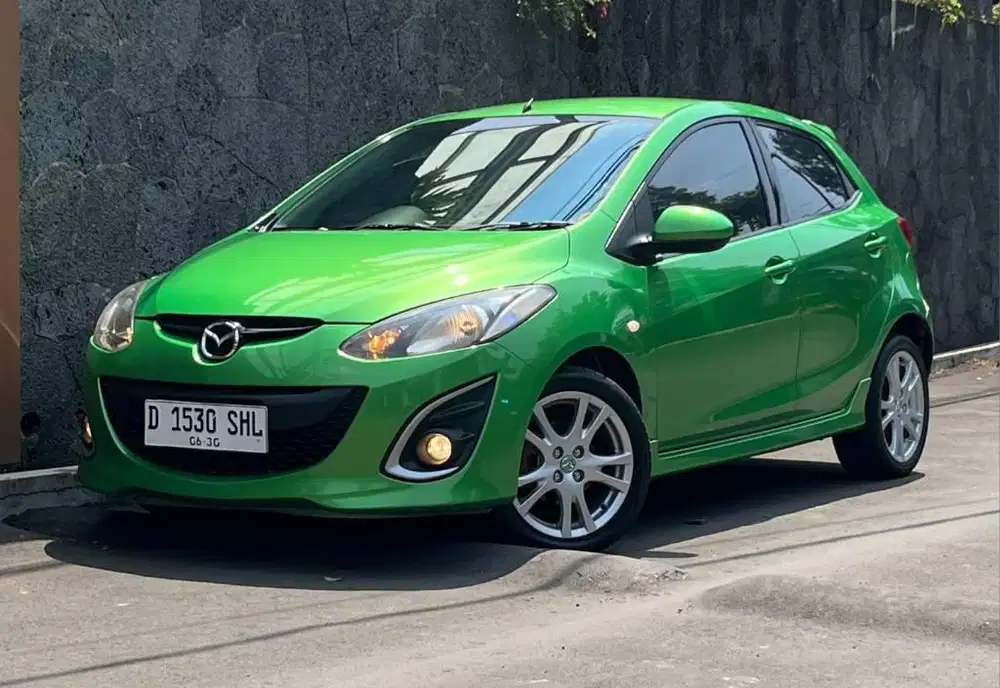 MAZDA 2 R 1.5 AT 2010 LowKM 87rb BANDUNG