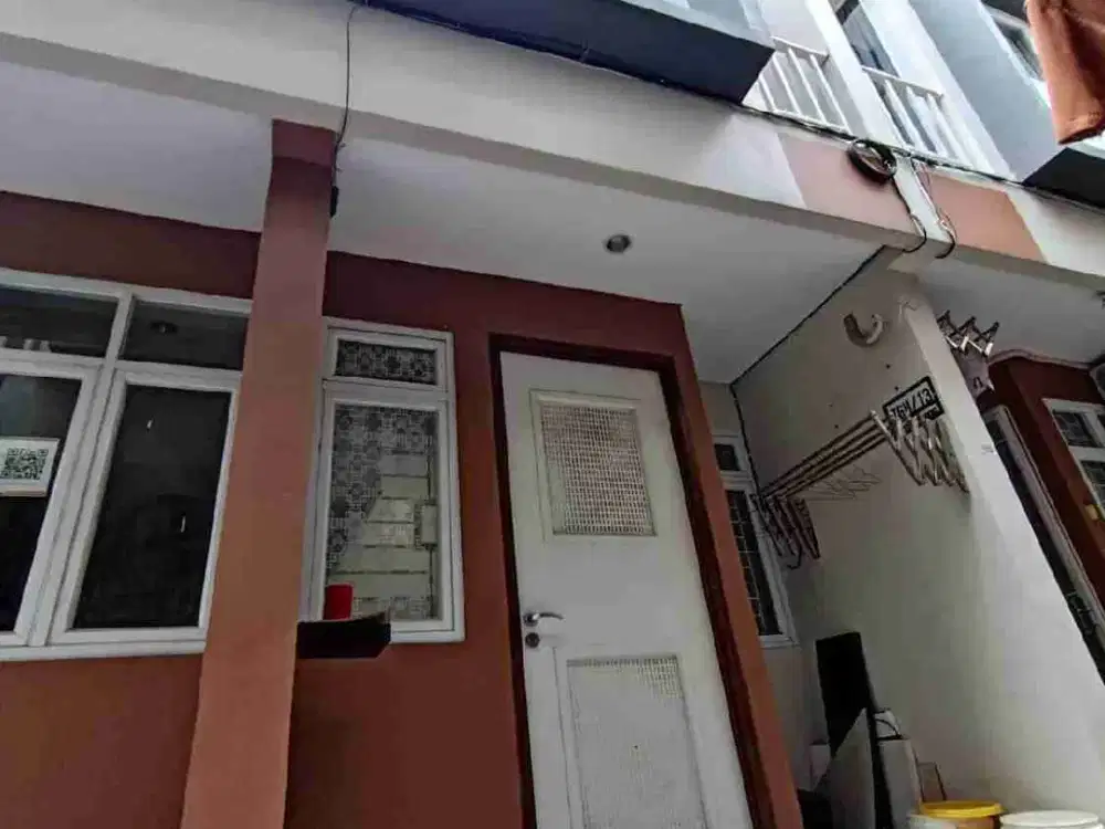 Jual Cuma 600Juta Rumah Kemayoran Baru loh 3 x 9 mau ?