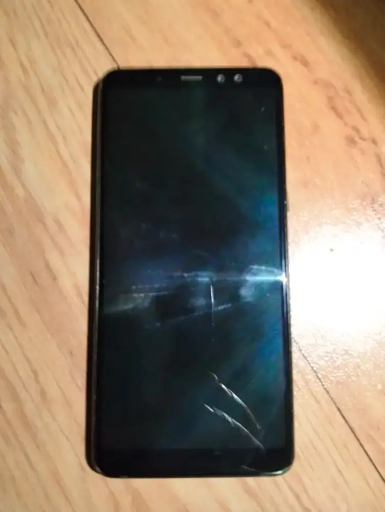 samsung a8 plus minus