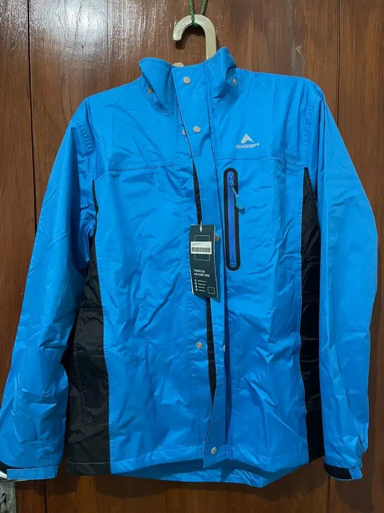 Jaket eiger j.clement size M
