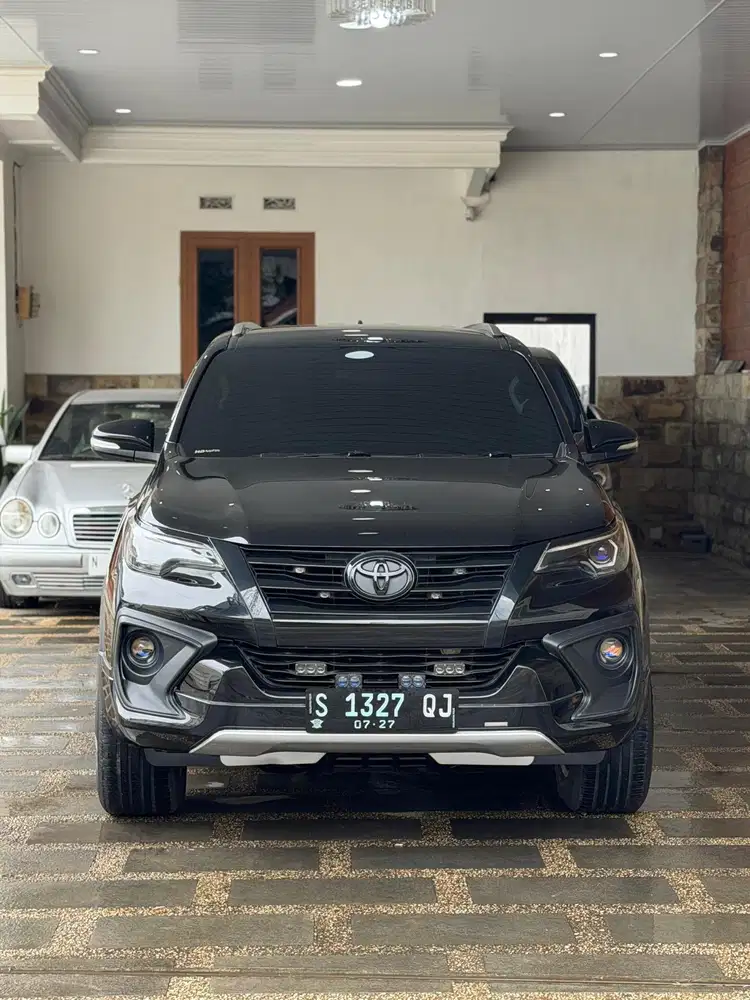 Toyota vrz 2.4 diesel 2017